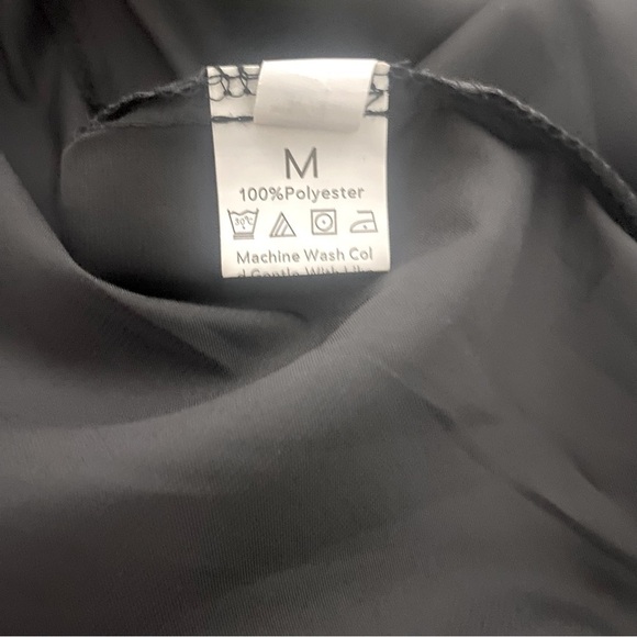 SHEIN Long Sleeve Button Down 100% Polyester Blouse Black Size Medium - Picture 7 of 8